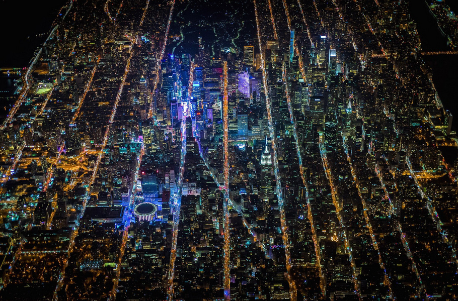 7500英尺下的纽约夜景
