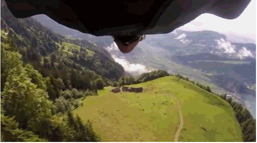 [视频]向死而生：头戴GoPro，他乘风飞行了五年